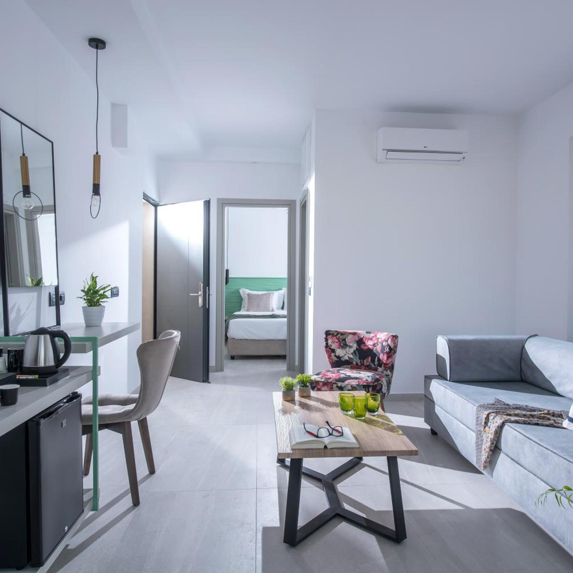Meramaglia Hotel 32/50