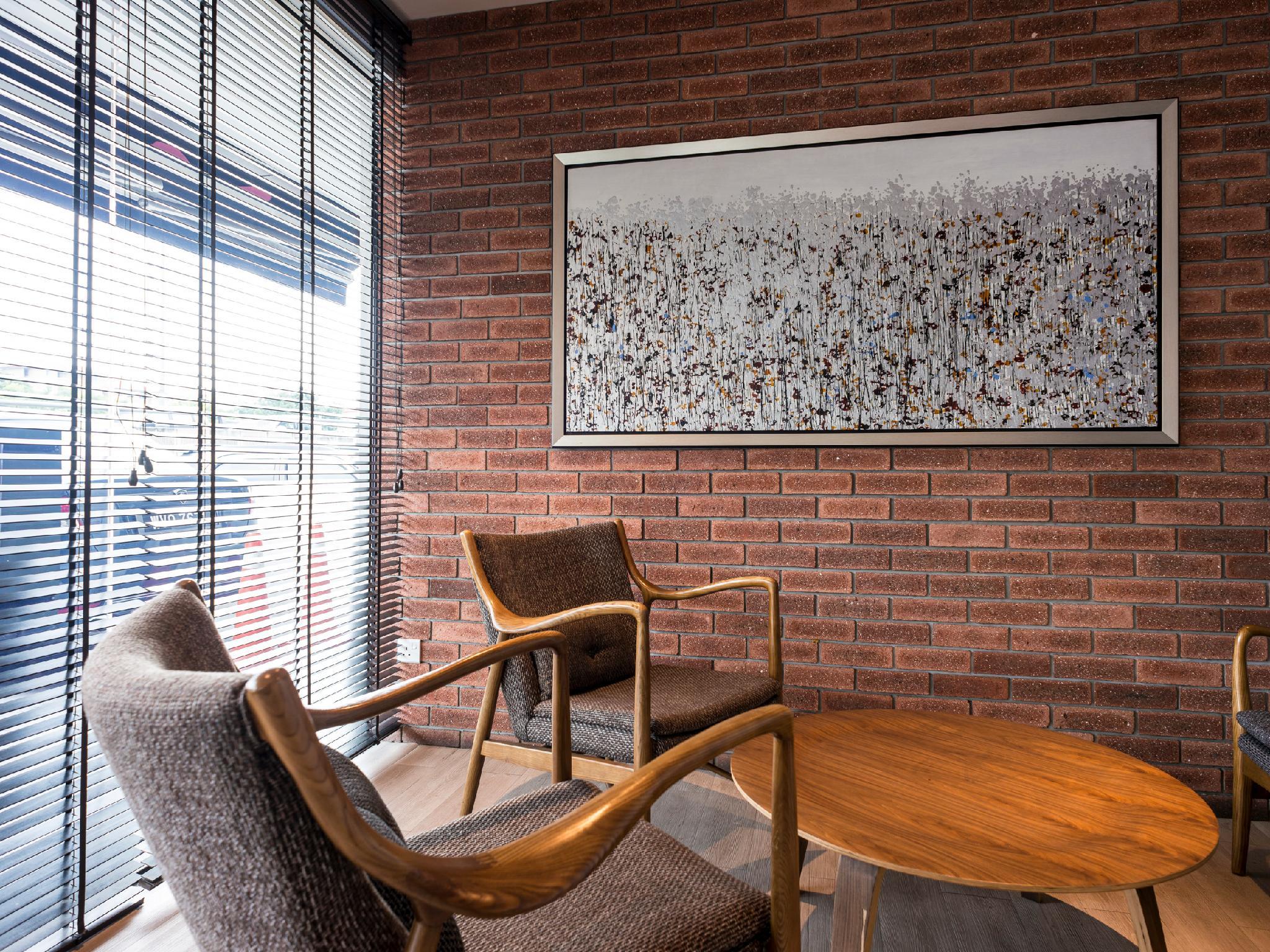SAKURA BOUTIQUE HOTEL 38/47