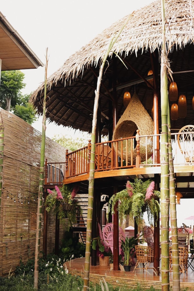 The Sea-Cret Hua Hin Hotel 7/73
