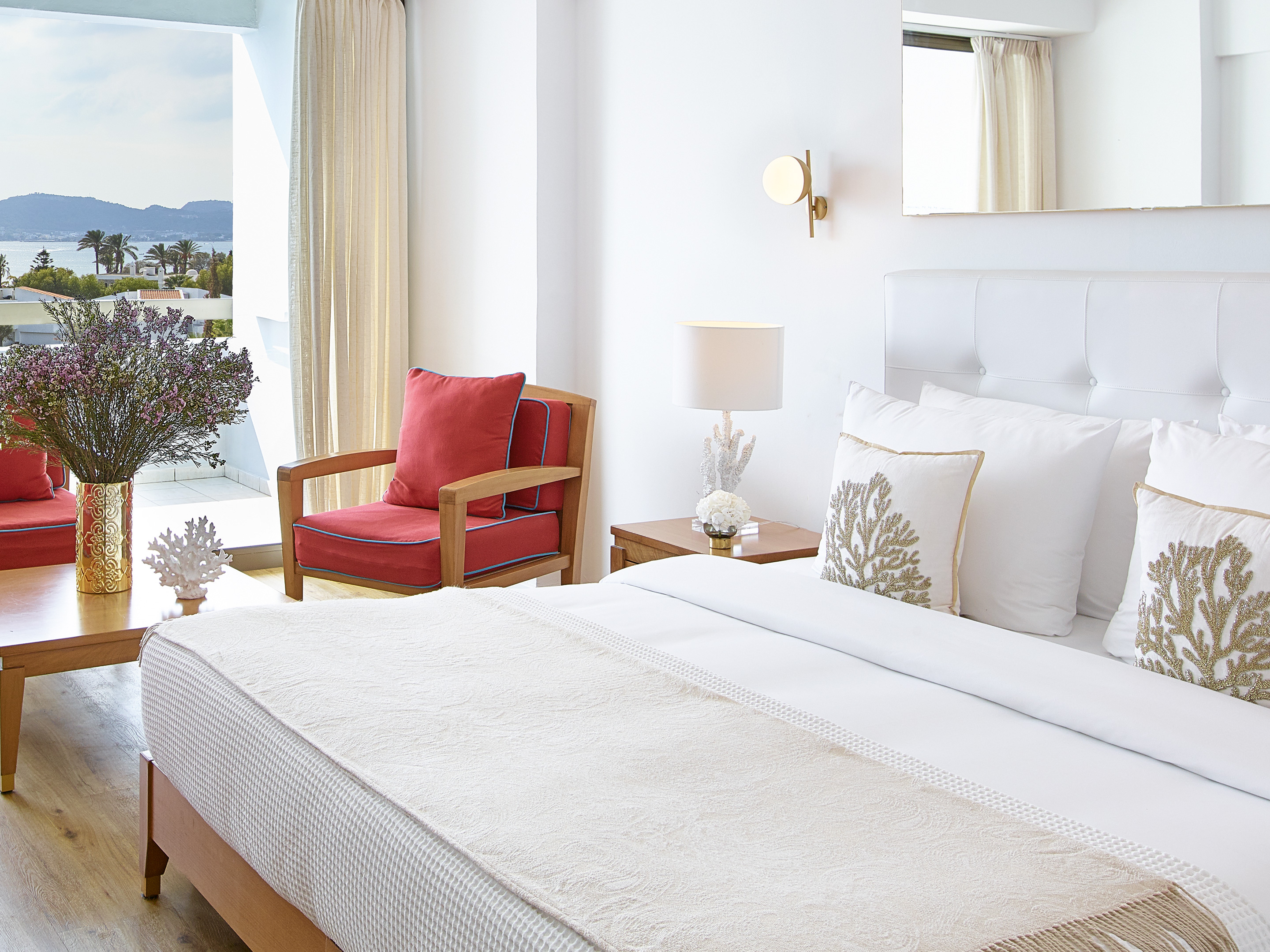 Guest Room, Superior, Lateral Side Sea View