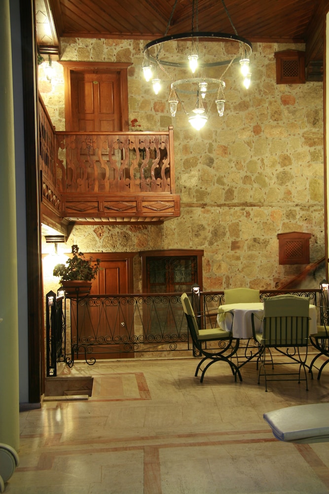 Dogan Hotel 45/72
