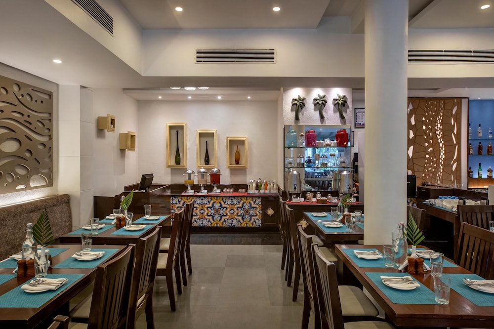 Radisson Goa Candolim Hotel 59/84