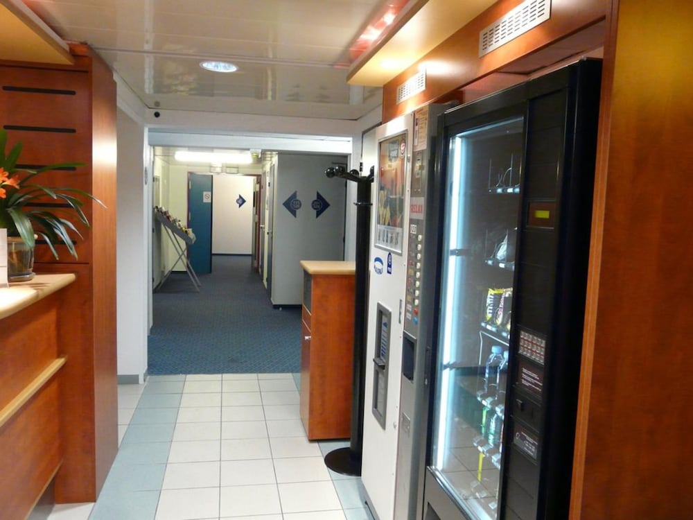 Ibis Budget Orleans Nord Saran 22/31