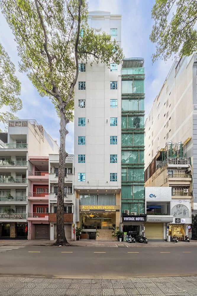 A25 Hotel - 29 Bui Thi Xuan 67/72