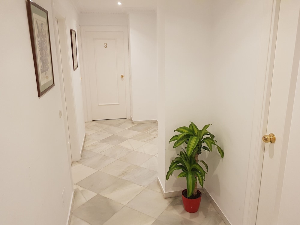 Fan Suites Duquesa 2/29