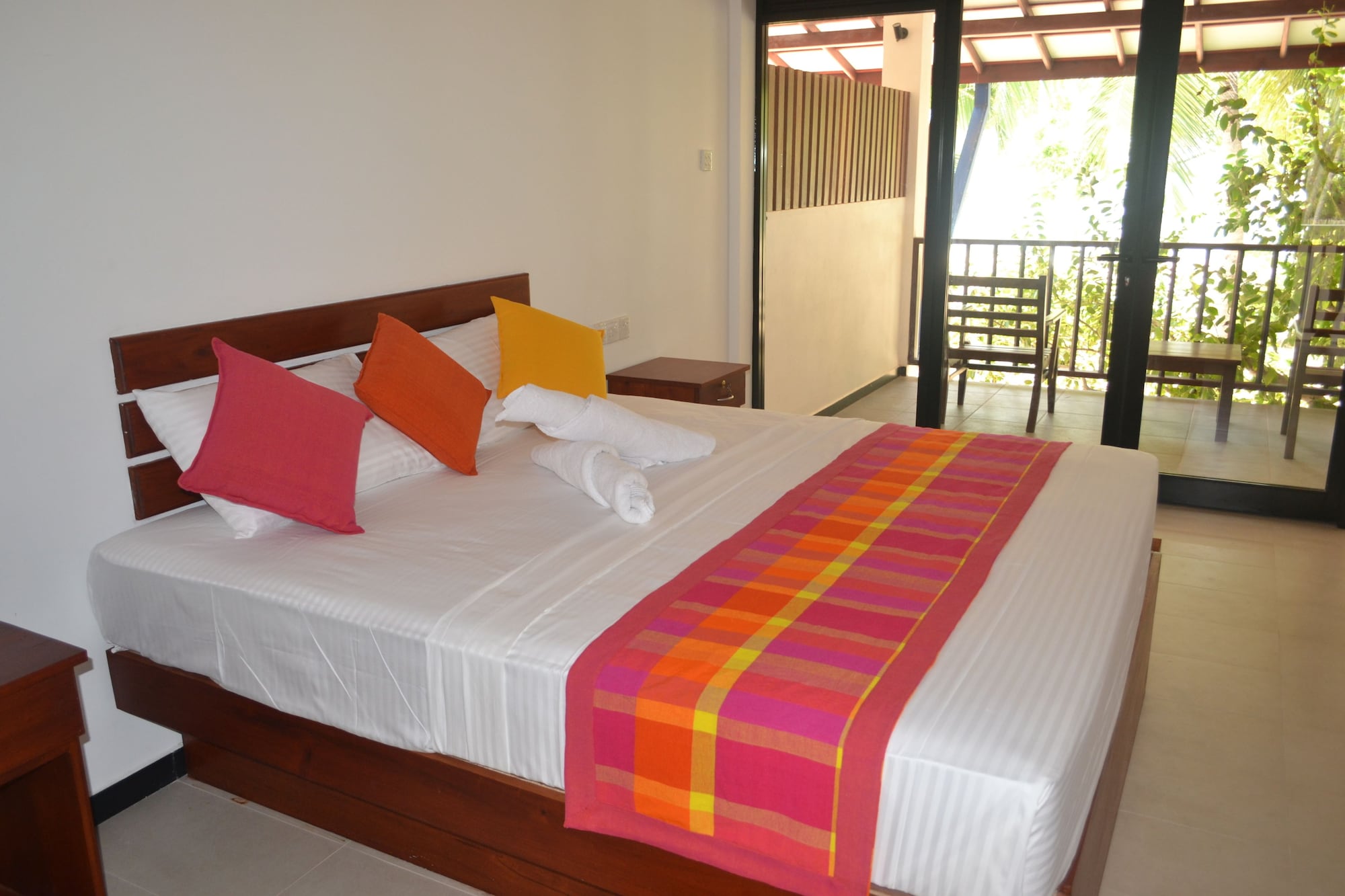 DELUXE, KING BED, OCEAN VIEW
