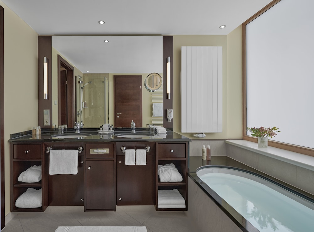Austria Trend Hotel Schloss Lebenberg 13/35