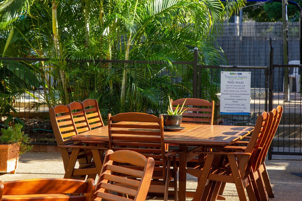 Tropical Palms Inn Resort 36/51