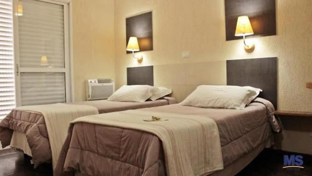 Anhangava Hotel Pousada 25/64