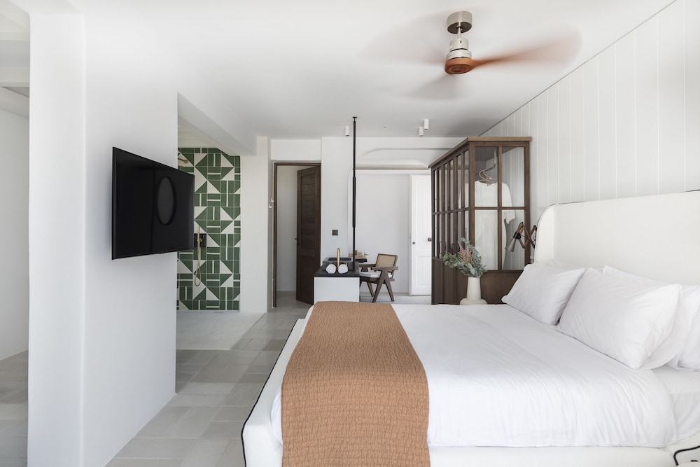 Porto Mykonos Hotel 20/69