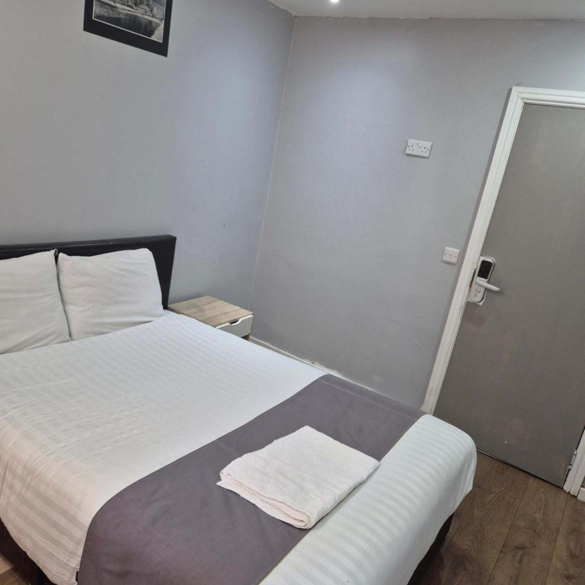 Assheton Arms Hotel 27/44