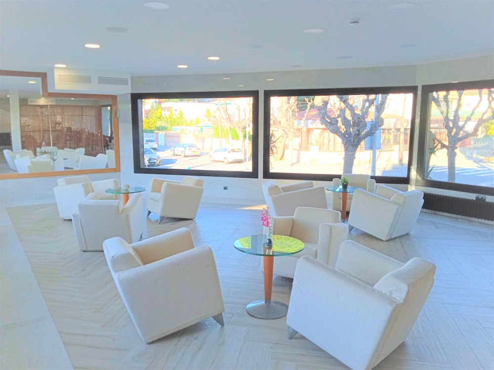 Hotel 153 46/71