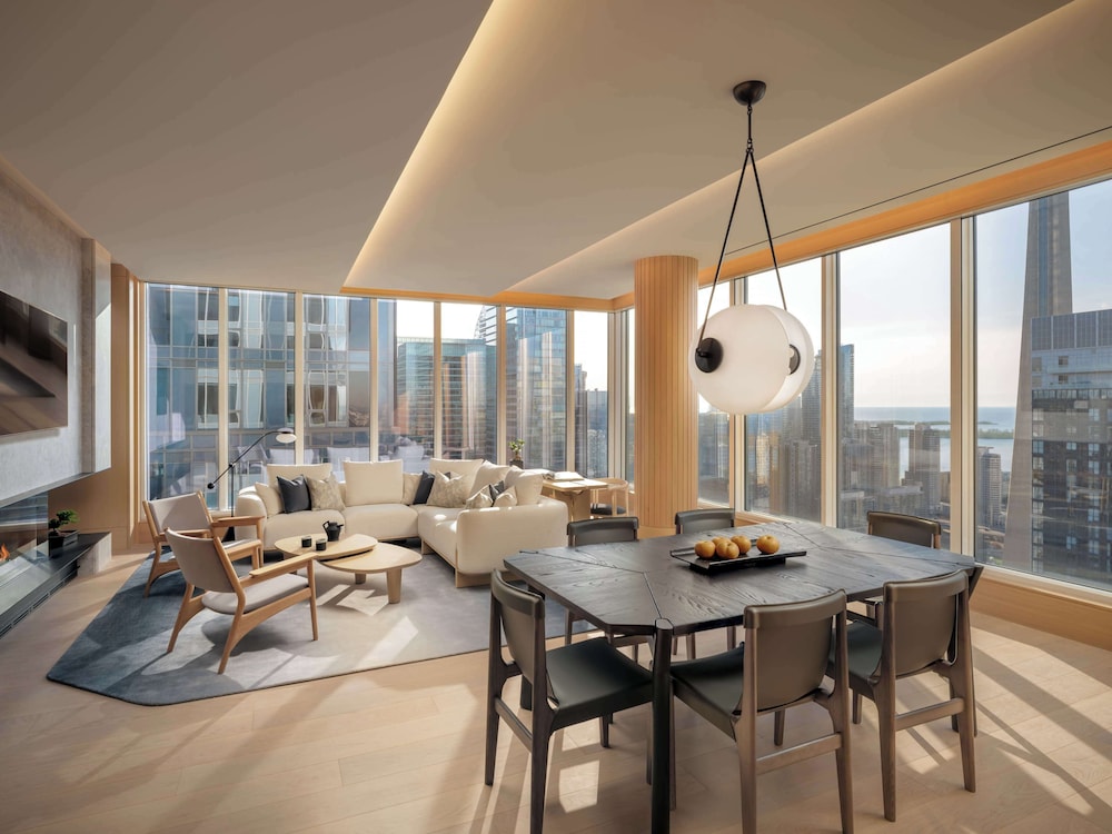 Nobu Hotel Toronto 40/50