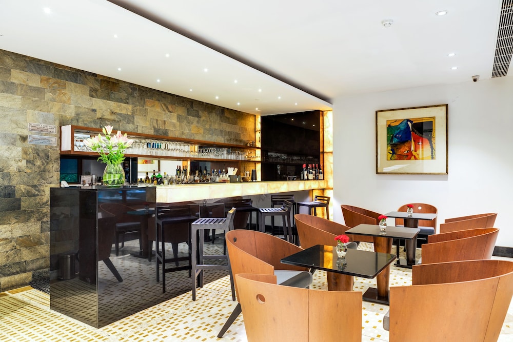 The Manor New Delhi 55/74
