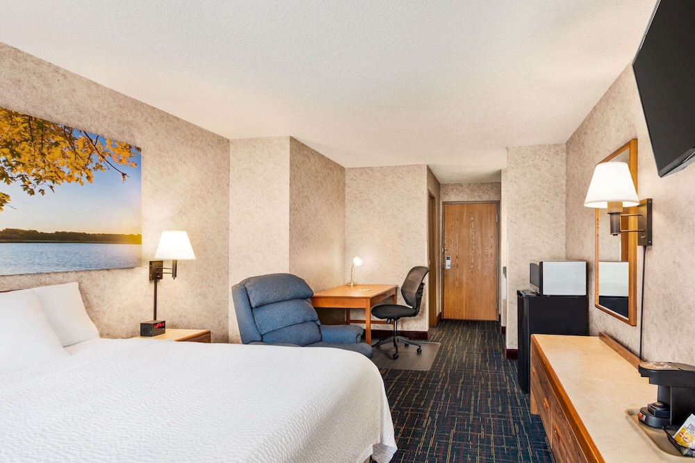 Business, King Bed, Pet Friendly