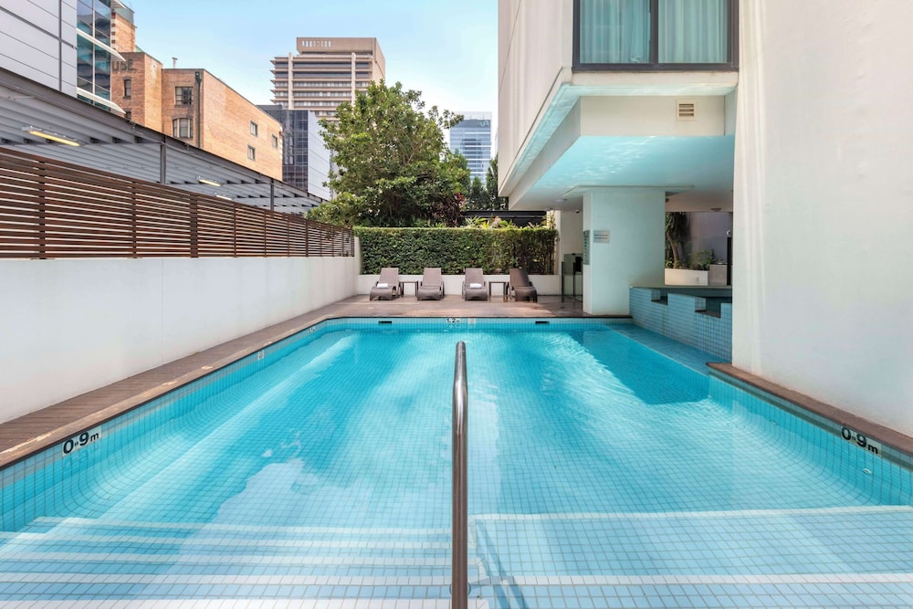 Oaks Brisbane on Charlotte Suites 37/43