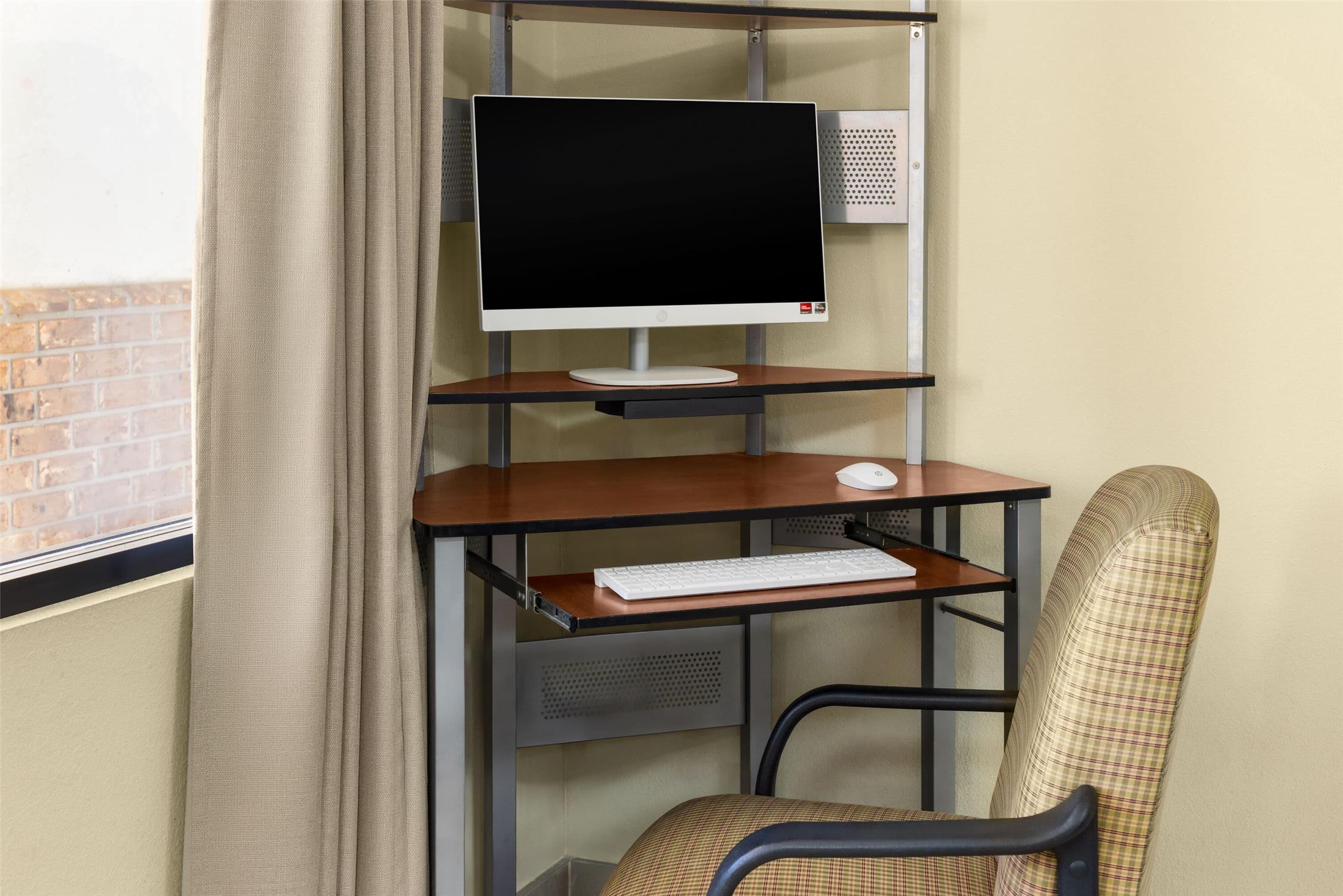 Howard Johnson by Wyndham Savannah GA 20/27