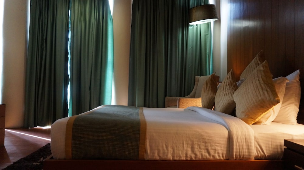 Hotel The Amaris 15/50