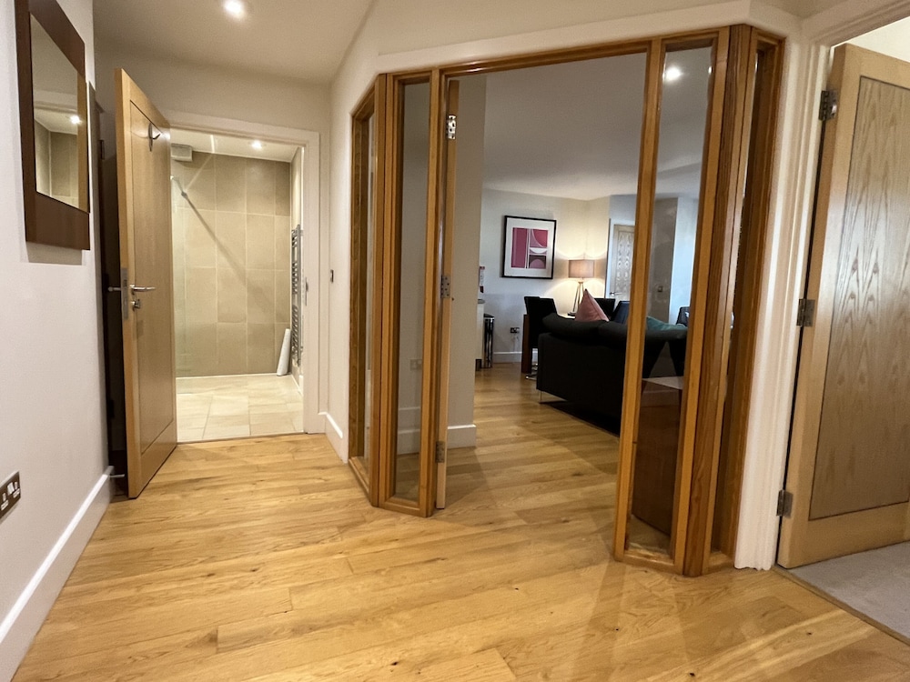 YOUR SPACE APARTMENTS - THE HAMILTONS 6/46