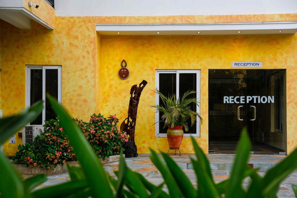 Midindi Hotel 6/61