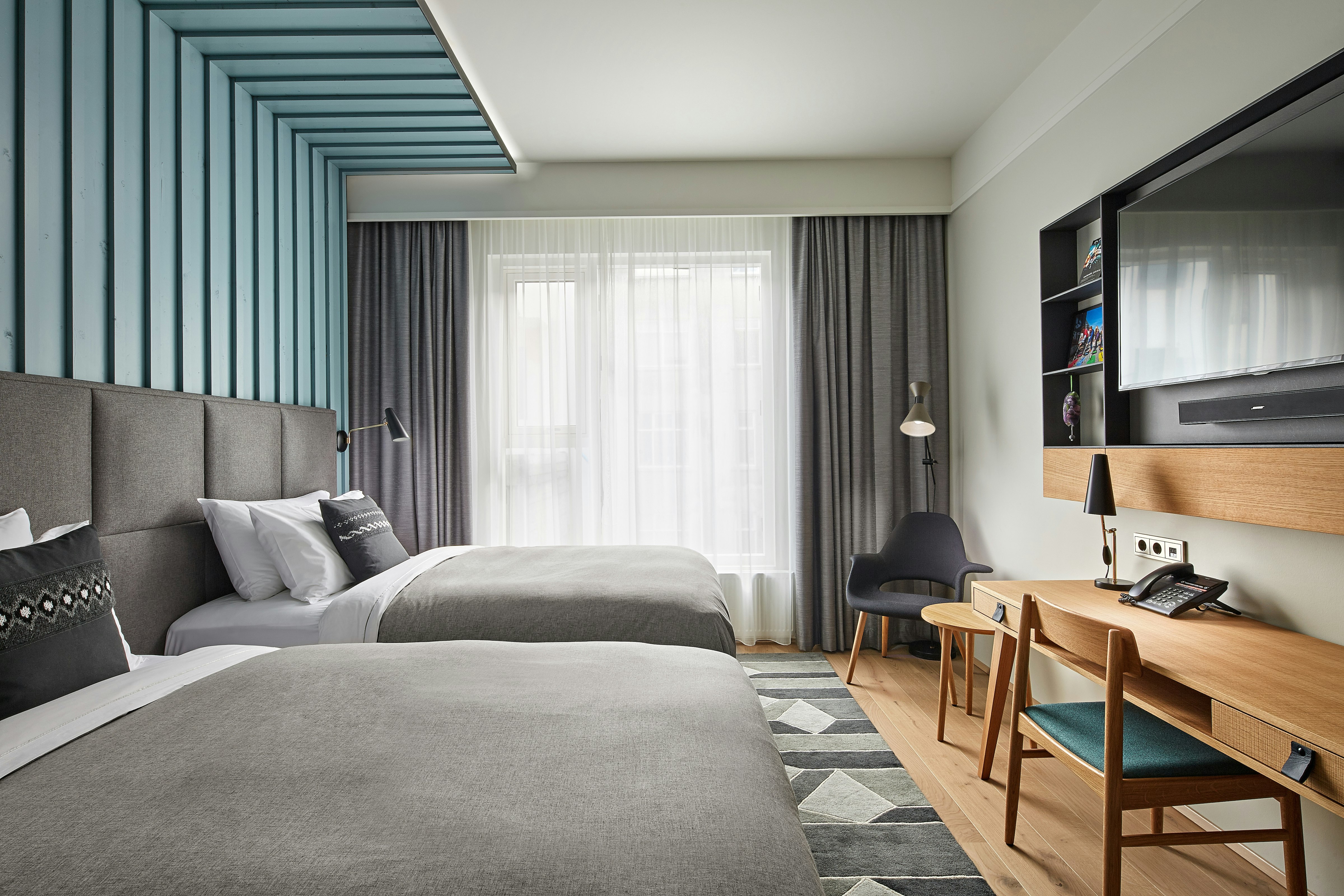 PREMIUM, TWIN BEDS