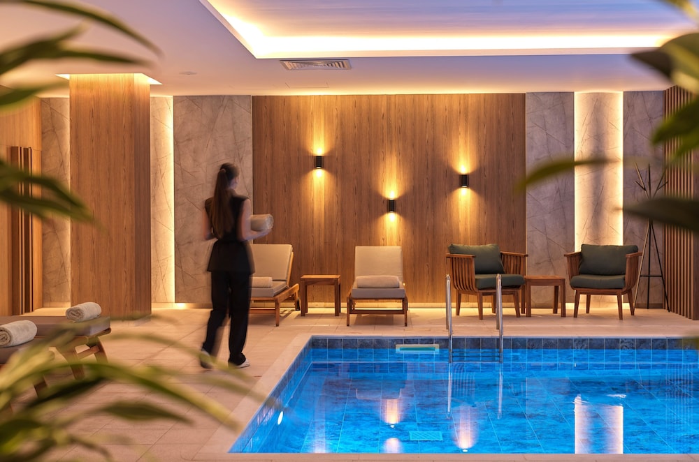 St. George Beach Hotel & Spa Resort - Adults Only 77/139