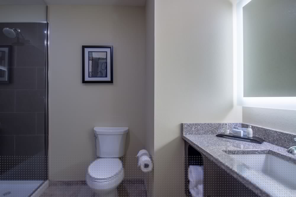 Cobblestone Inn & Suites - St. Mary S 23/57