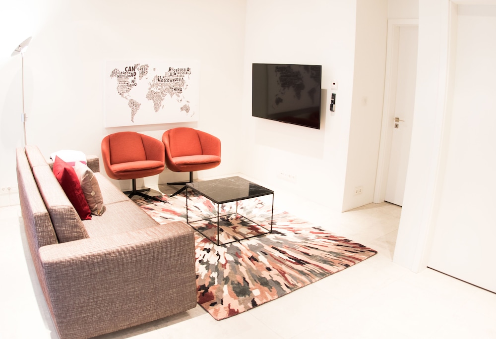 Black Pearl Luxury Apartments 42/67