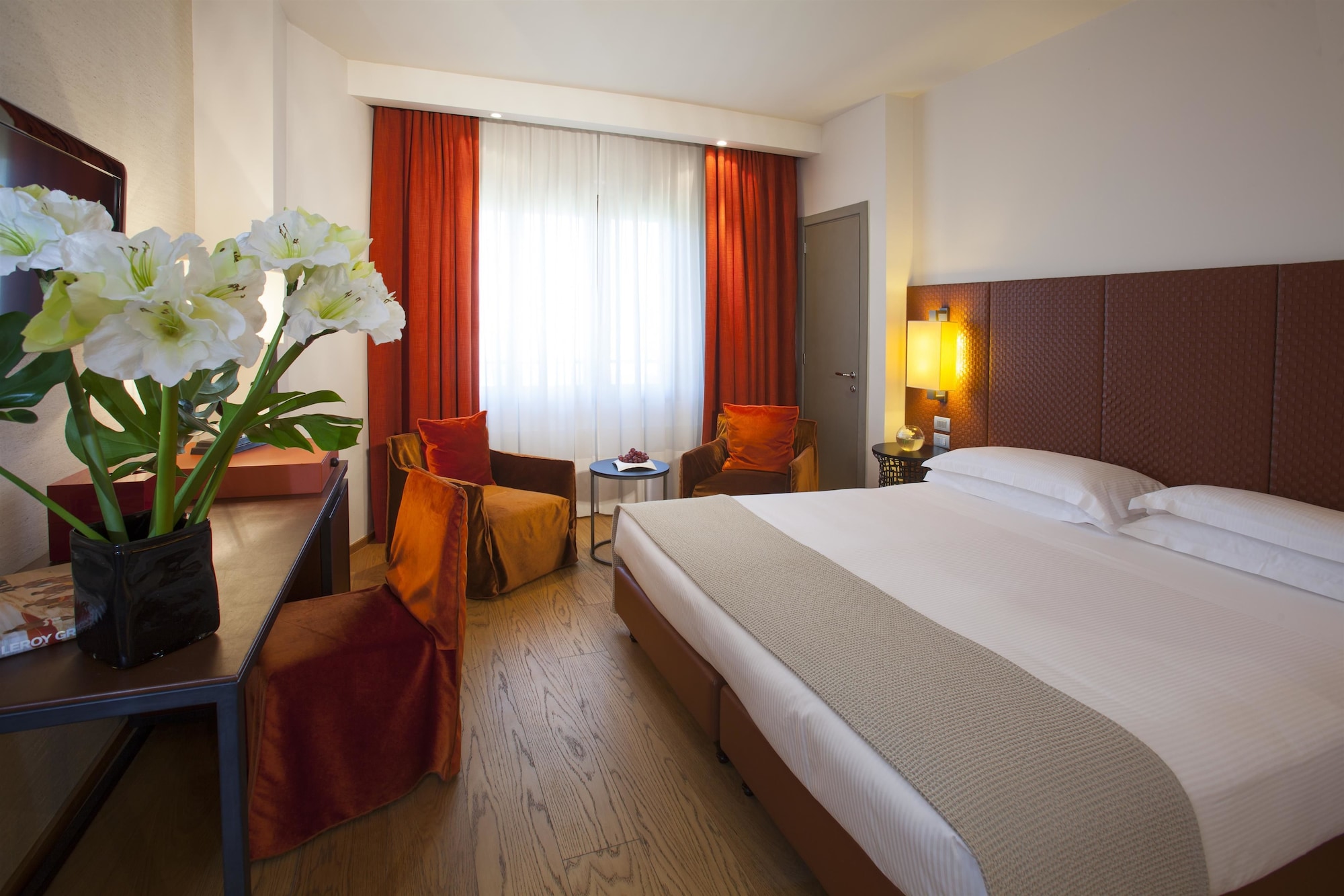 DELUXE, DOUBLE BED