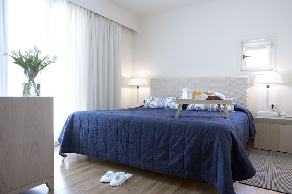 1 BEDROOM, SUITE, SEA VIEW