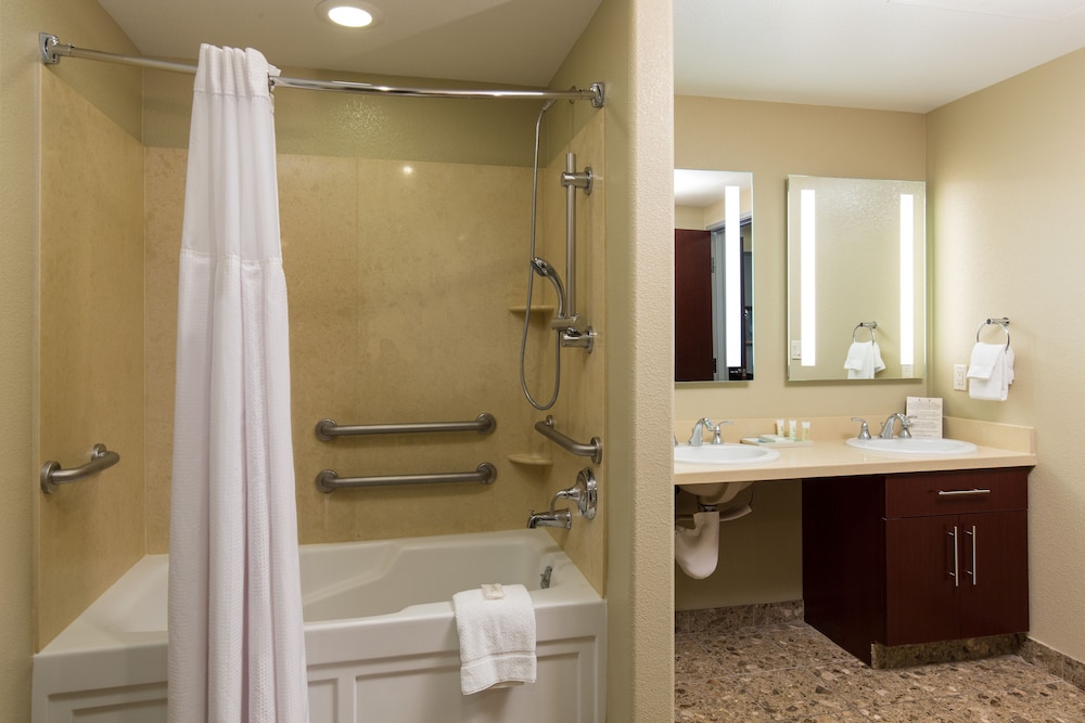 Staybridge Suites Las Vegas 23/81