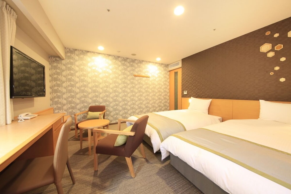 ROOM, TWIN BEDS, SMOKING