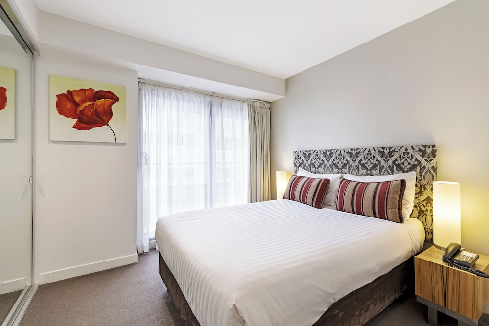 SEASONS HERITAGE MELBOURNE 21/63