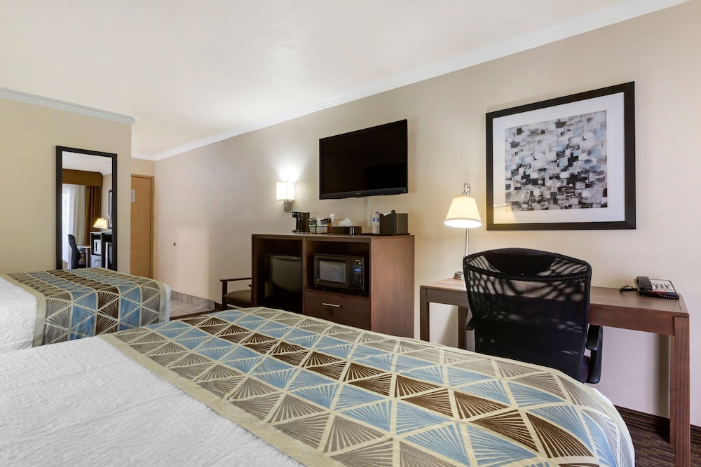 Best Western Airport Albuquerque Inn Suites Hotel & Suites 12/40