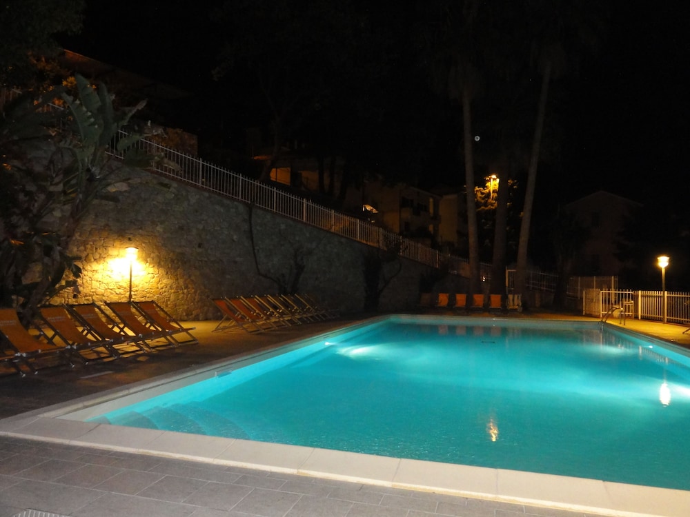 Dei Fiori Residence 48/50