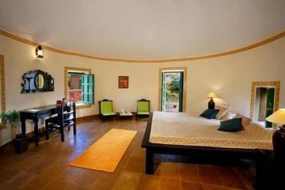 MIRVANA NATURE RESORTS 5/43