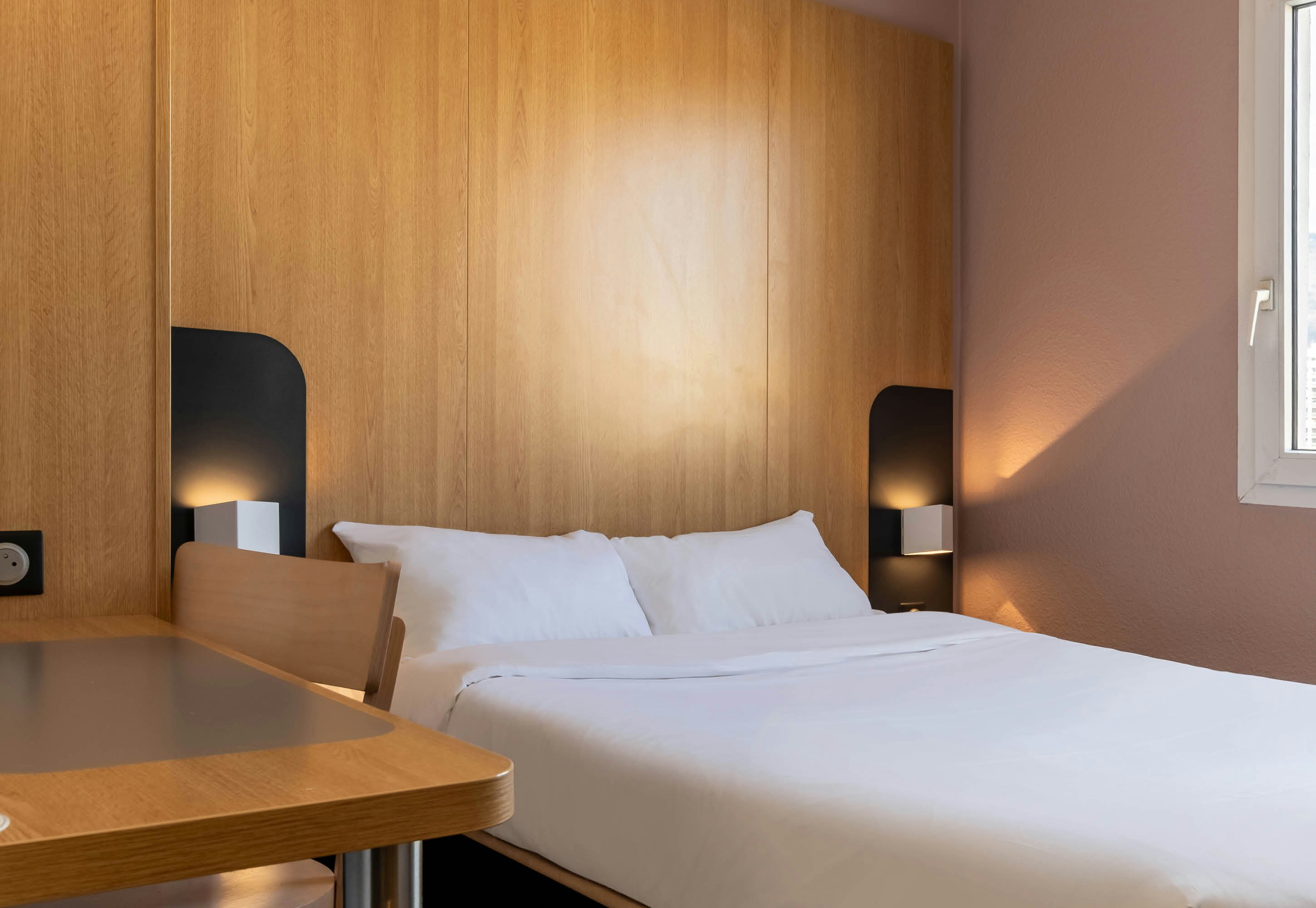 B&B HOTEL Grenoble Centre Verlaine 15/31