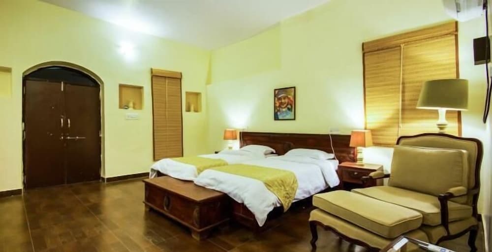 MIRVANA NATURE RESORTS 4/43