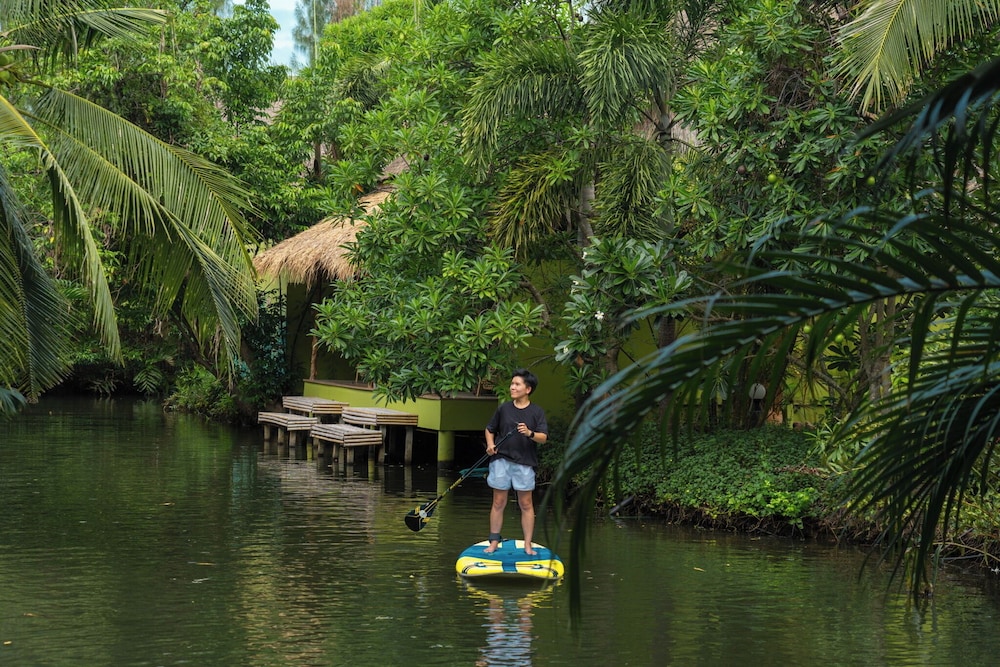 Asita Eco Resort 70/74