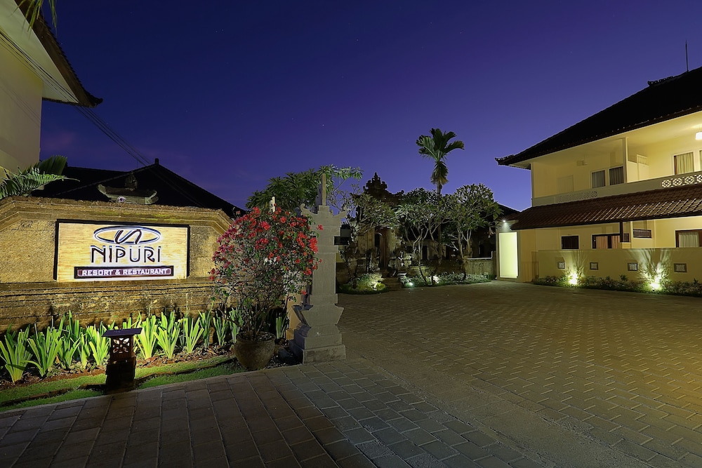 Nipuri Hotel 68/71