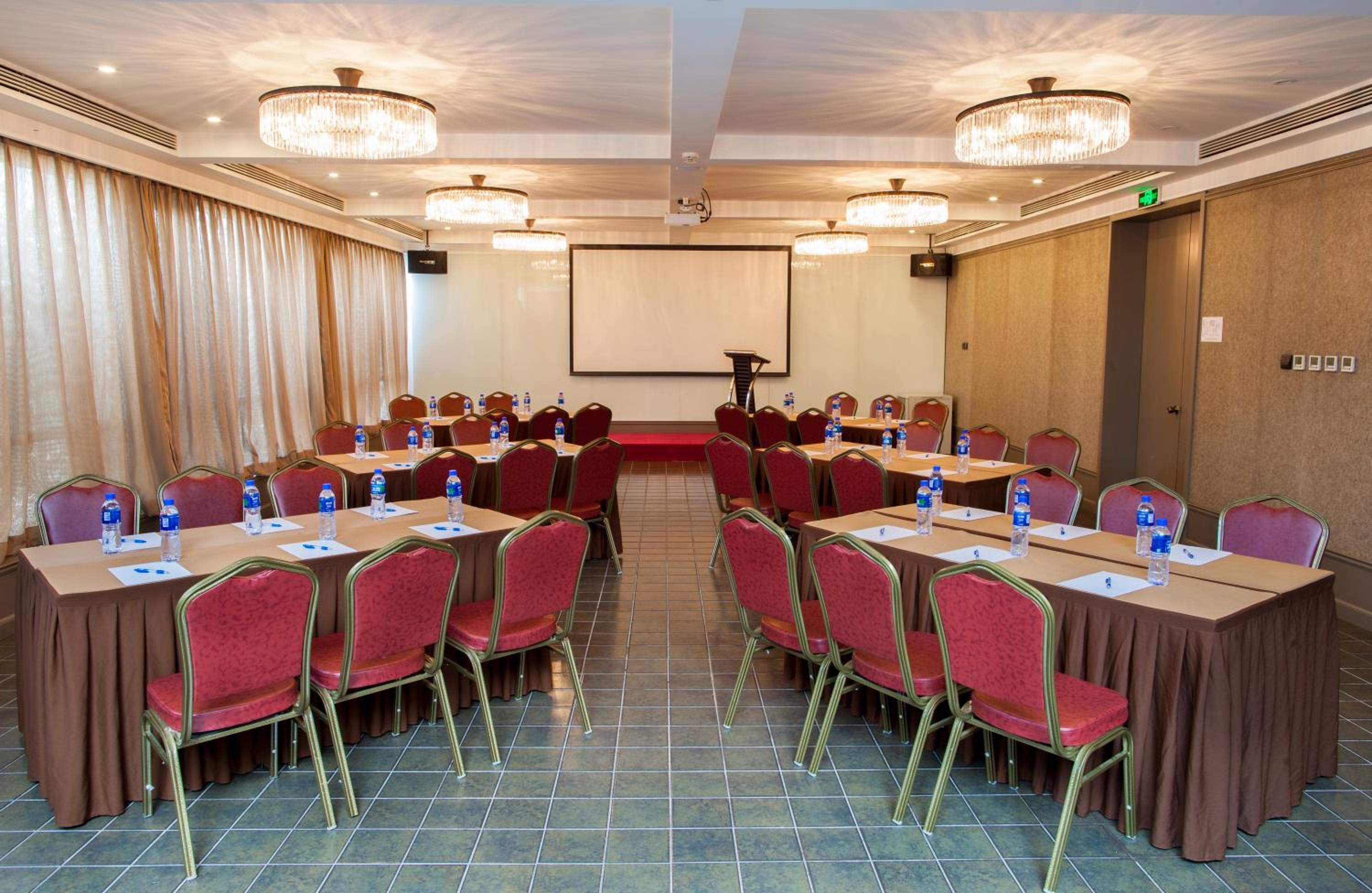 Holiday Inn Express Zhongguancun 43/50