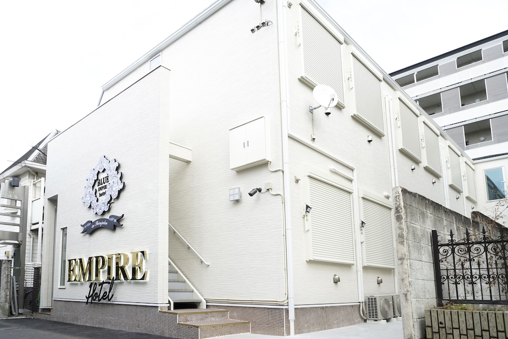 Blue Empire Hotel 3/34