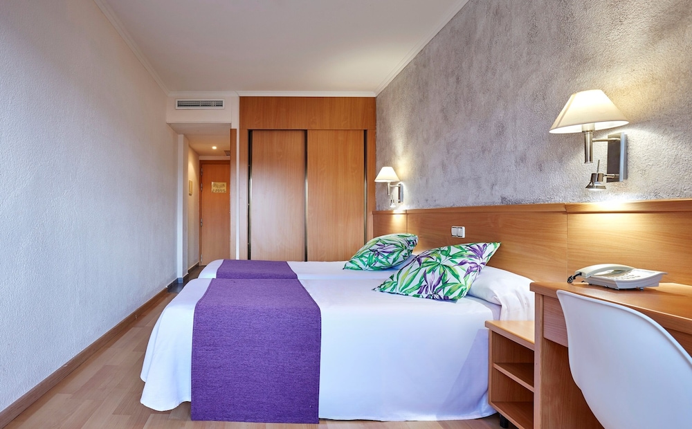 Samba Hotel 17/63