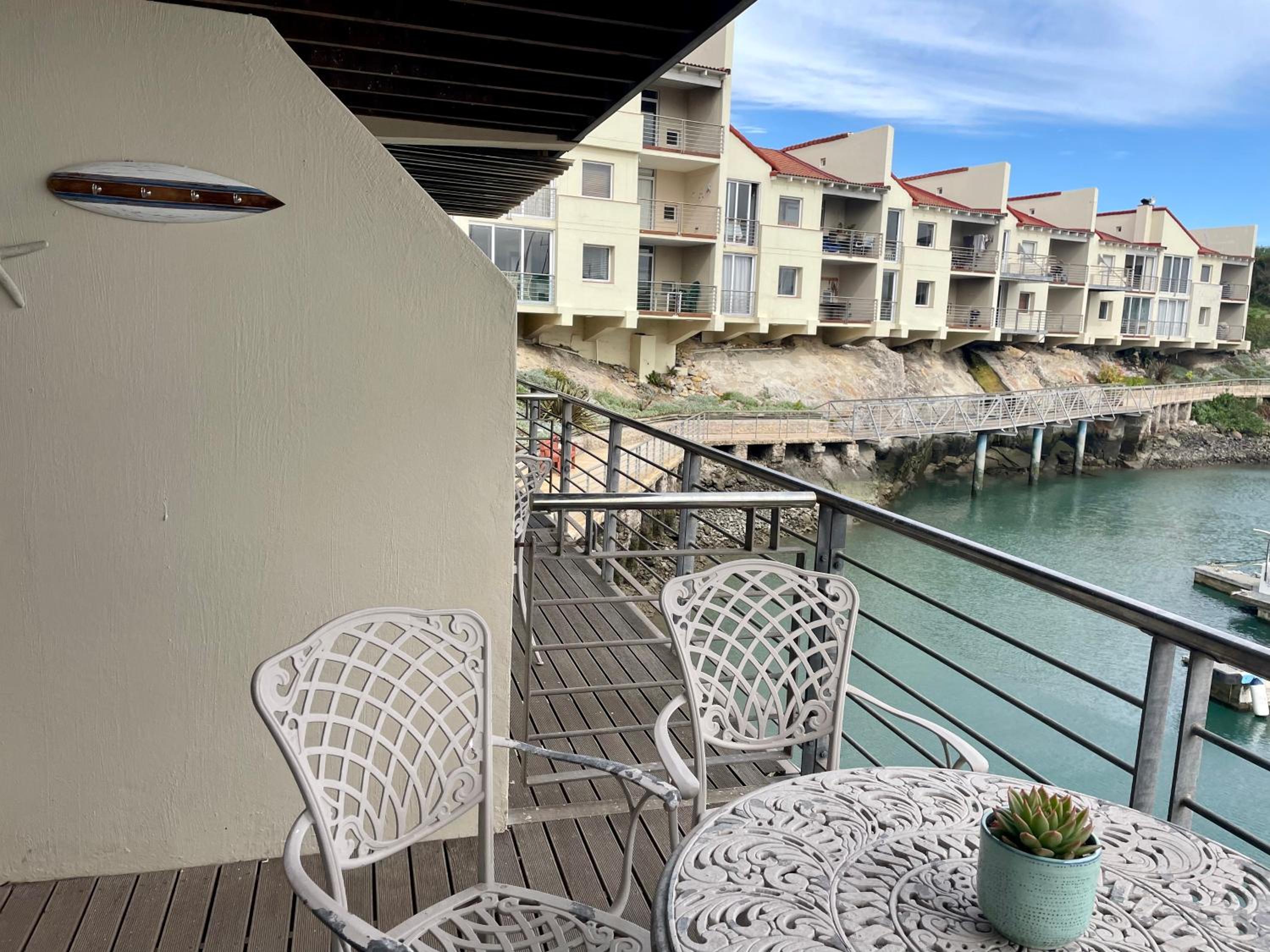 Port St Francis Ships Bell Apartments 12/18