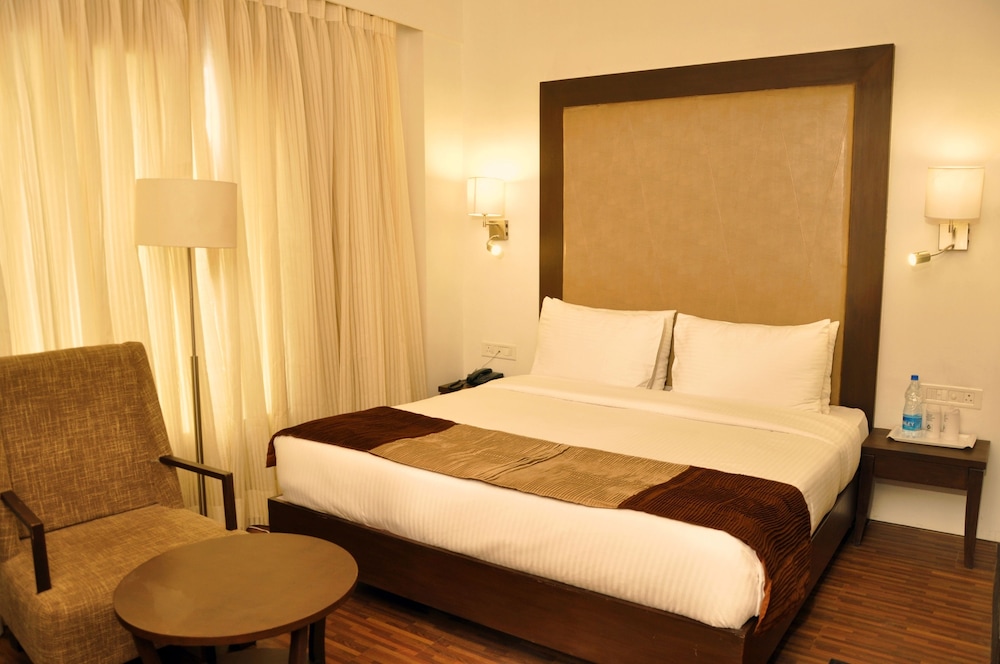 Hotel Clarks Collection Bhavnagar 19/50