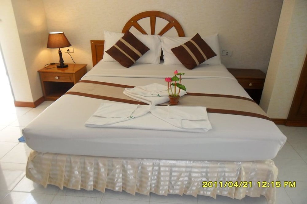 Natacha Hotel 18/35