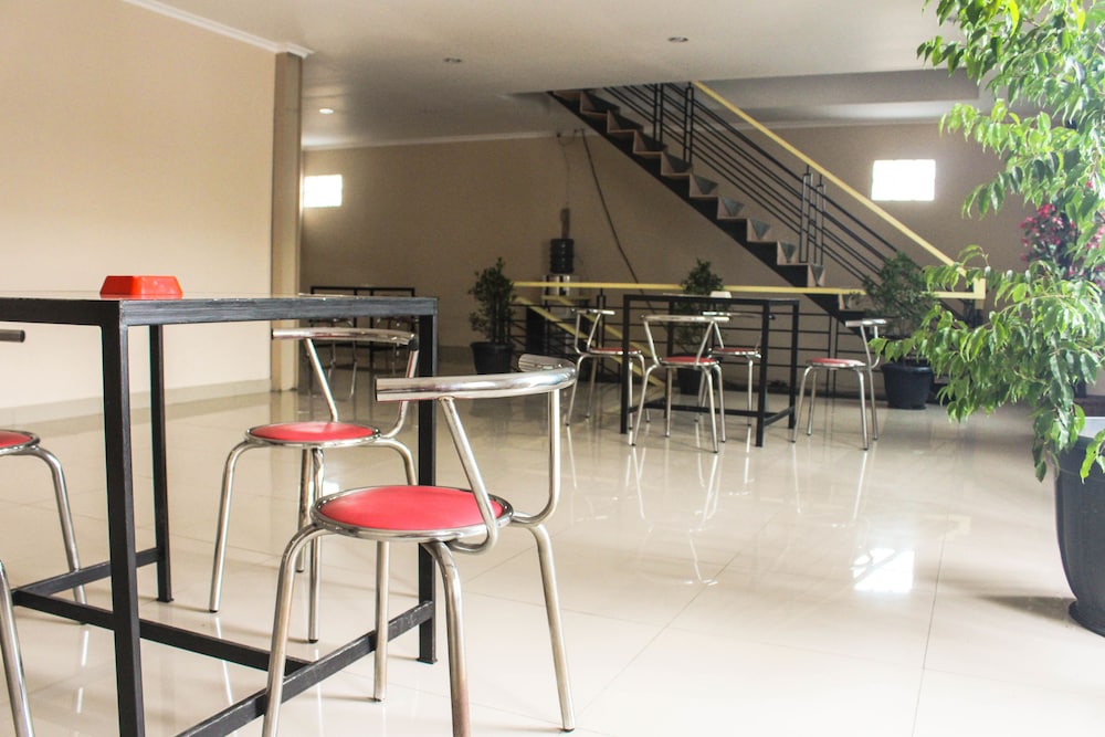 Intech Hostel 34/45