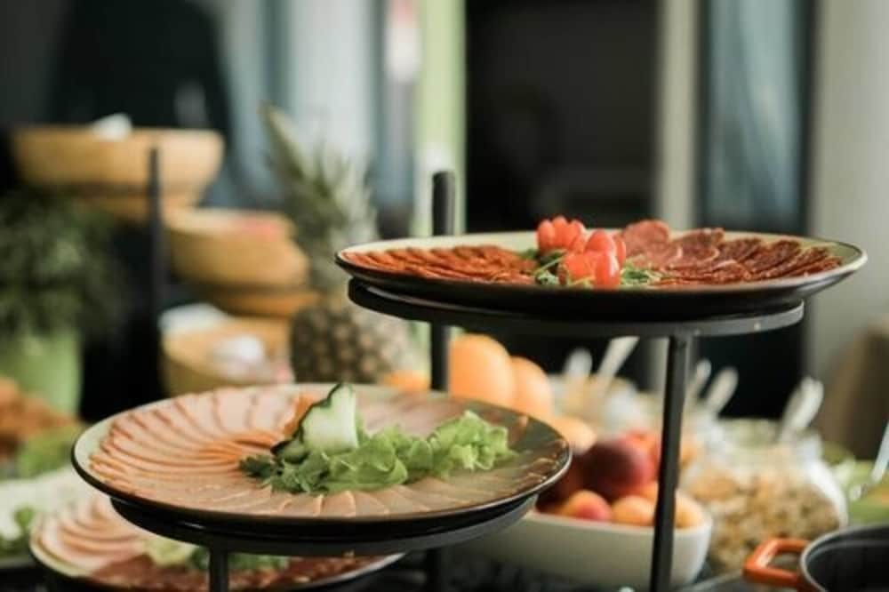 Garni Hotel Argo 48/52