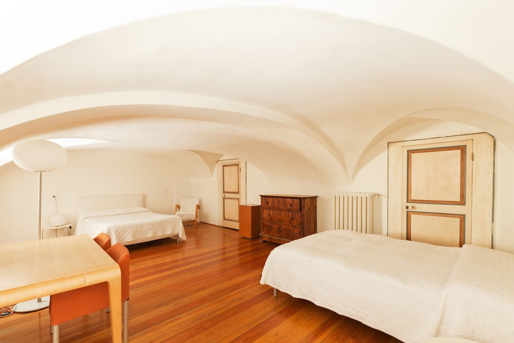 LOCANDA DI PALAZZO CICALA 25/52