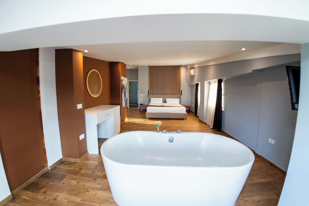 Olivar Hotel Tirana 59/60